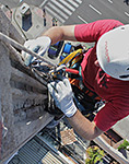 Rehabilitación de fachada en Alberto Alcocer, Madrid.